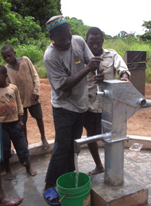Diritto all'acqua, altri due passi avanti in Mozambico